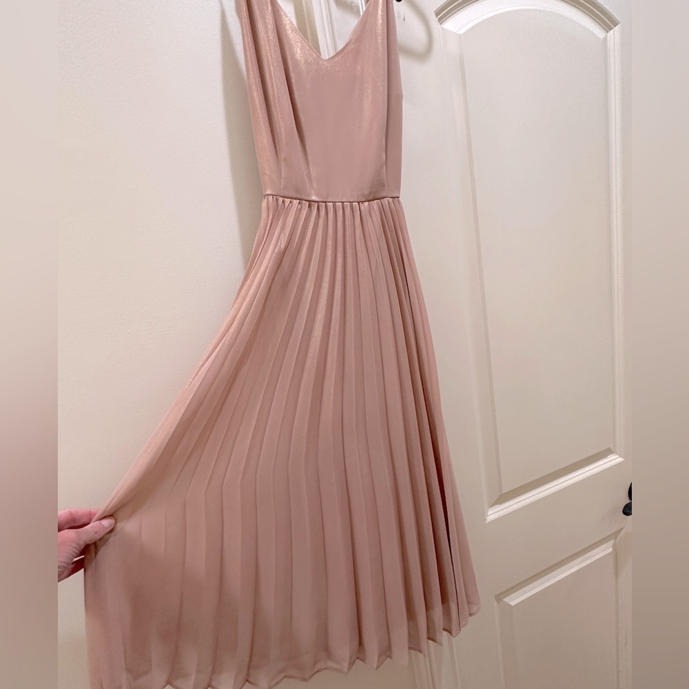 Lauren Conrad midi cocktail dress! Cute for any brunch, grad party or wedding!